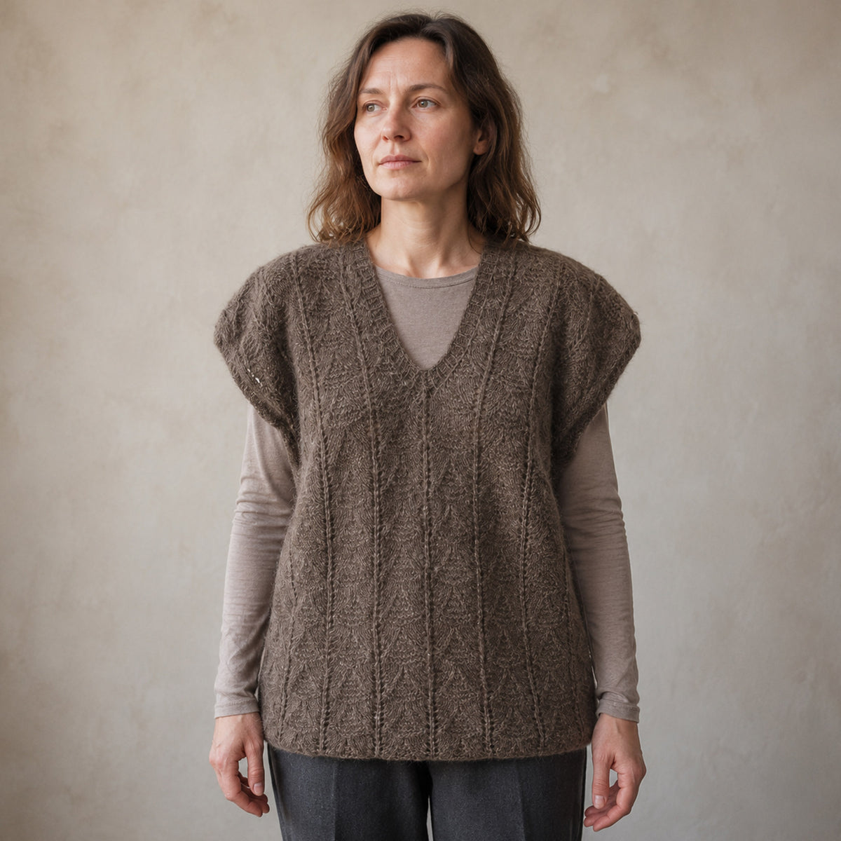 Bactrian camel wool sweater vest