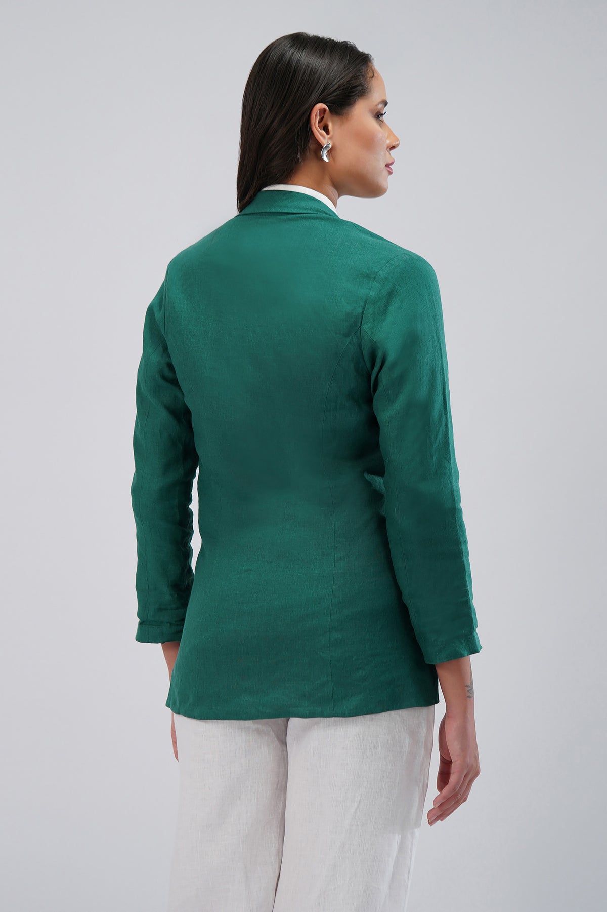 Tailored European linen blazer back view