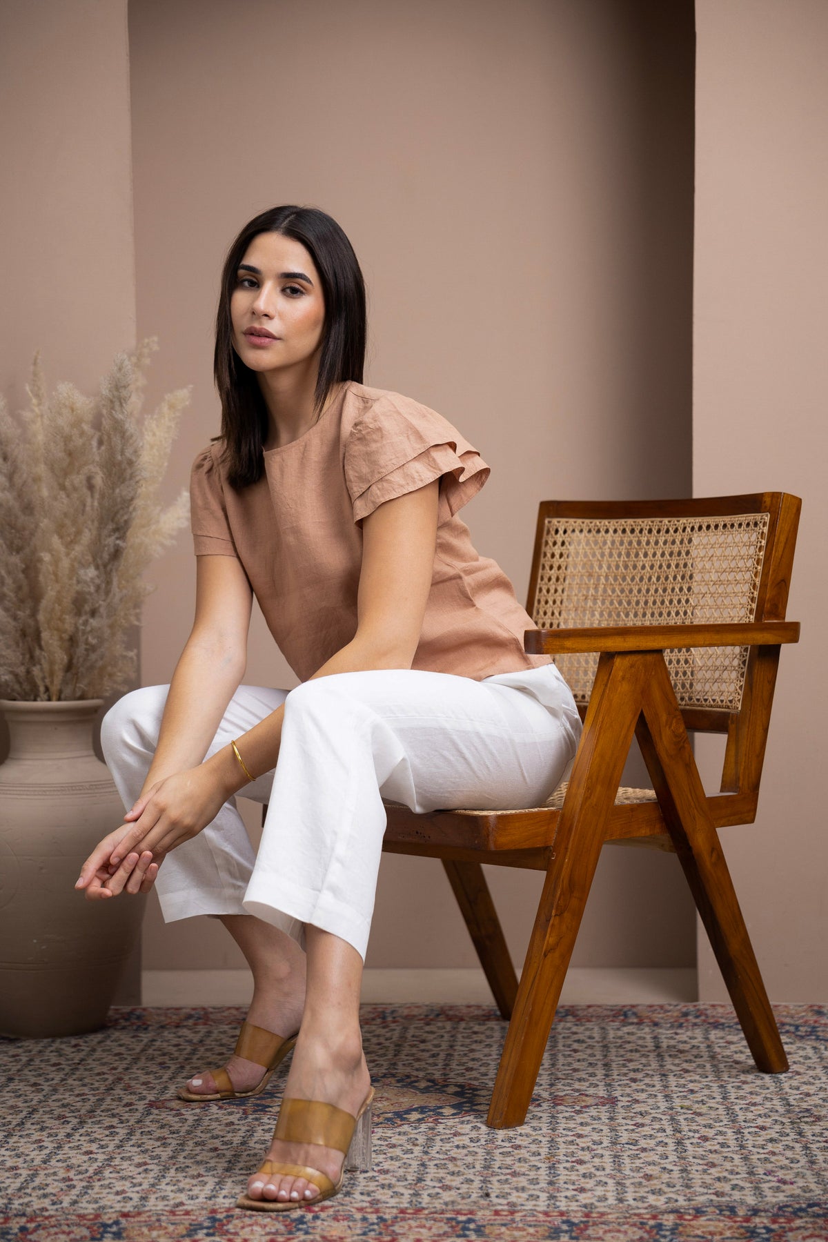 women in european linen pants
