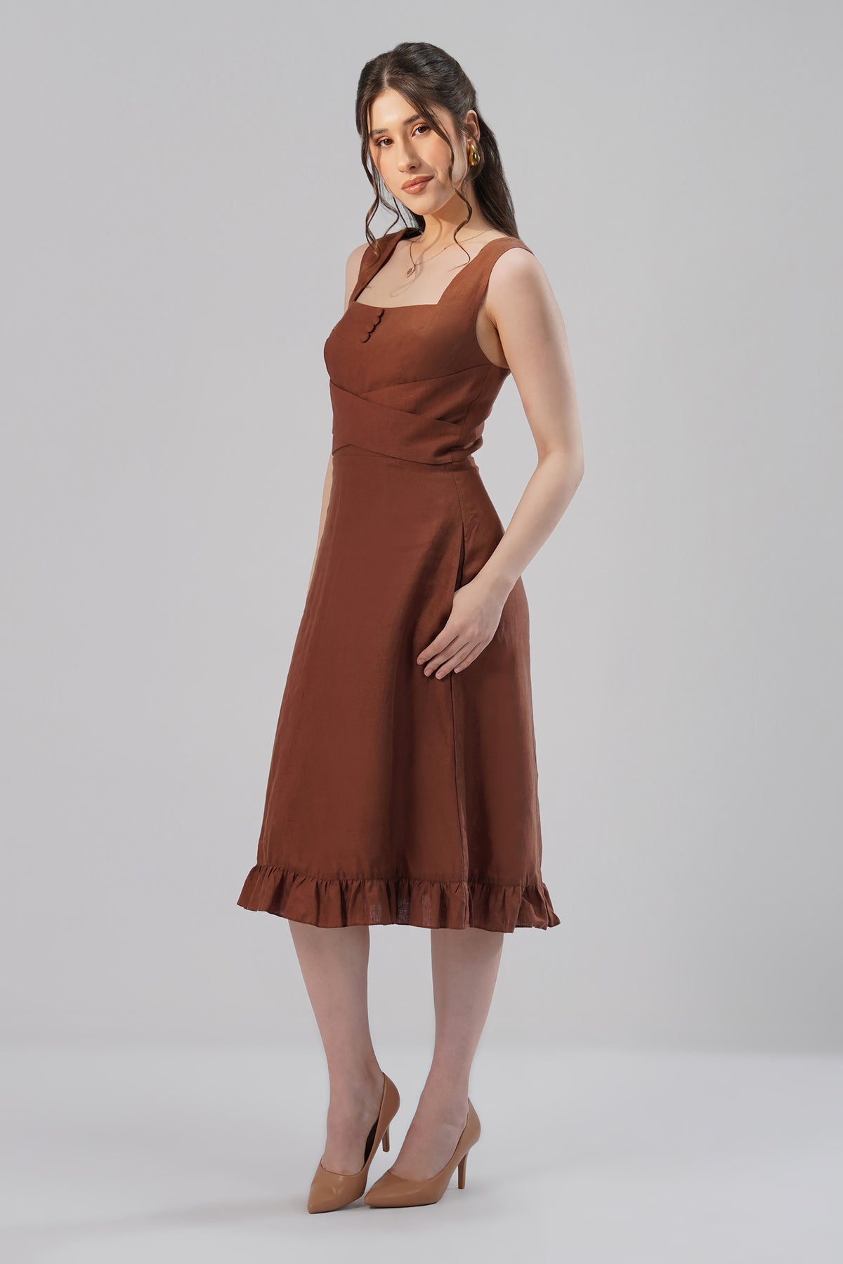 side view linen dress with pocket detail