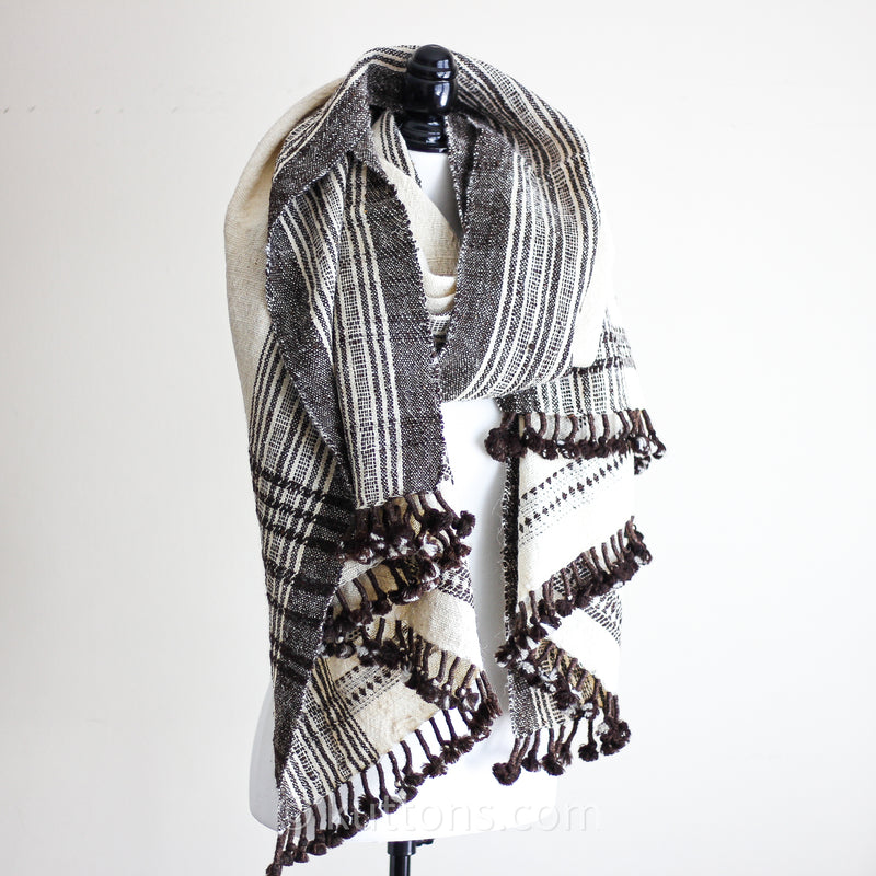 Handspun & Handwoven Bhujodi Desi Wool Shawl - Beautiful Tassels