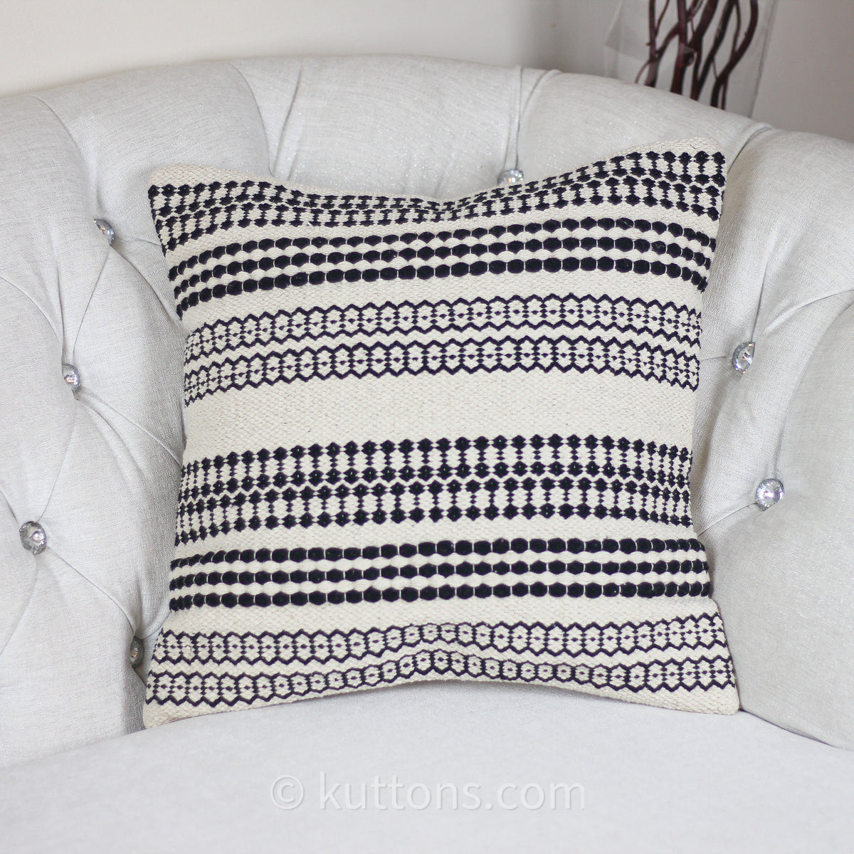 Handwoven Textured Cotton Bohemian Throw Pillow Cover | White-Black, 18x18"