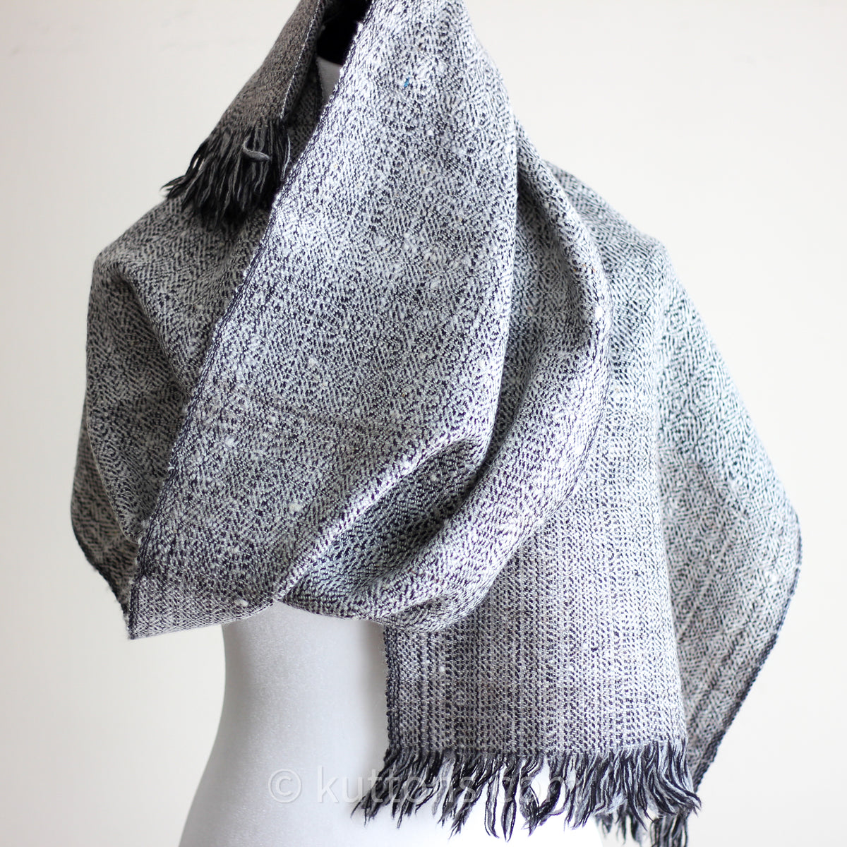 Himalayan Sheep Wool Scarf - Handspun & Handwoven in Ladakh