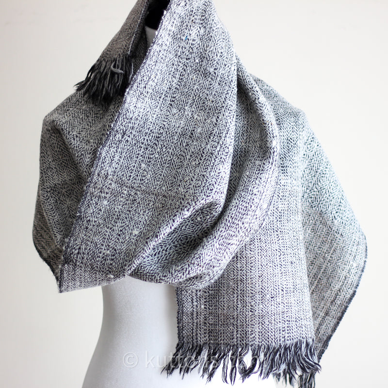 Himalayan Sheep Wool Scarf - Handspun & Handwoven in Ladakh