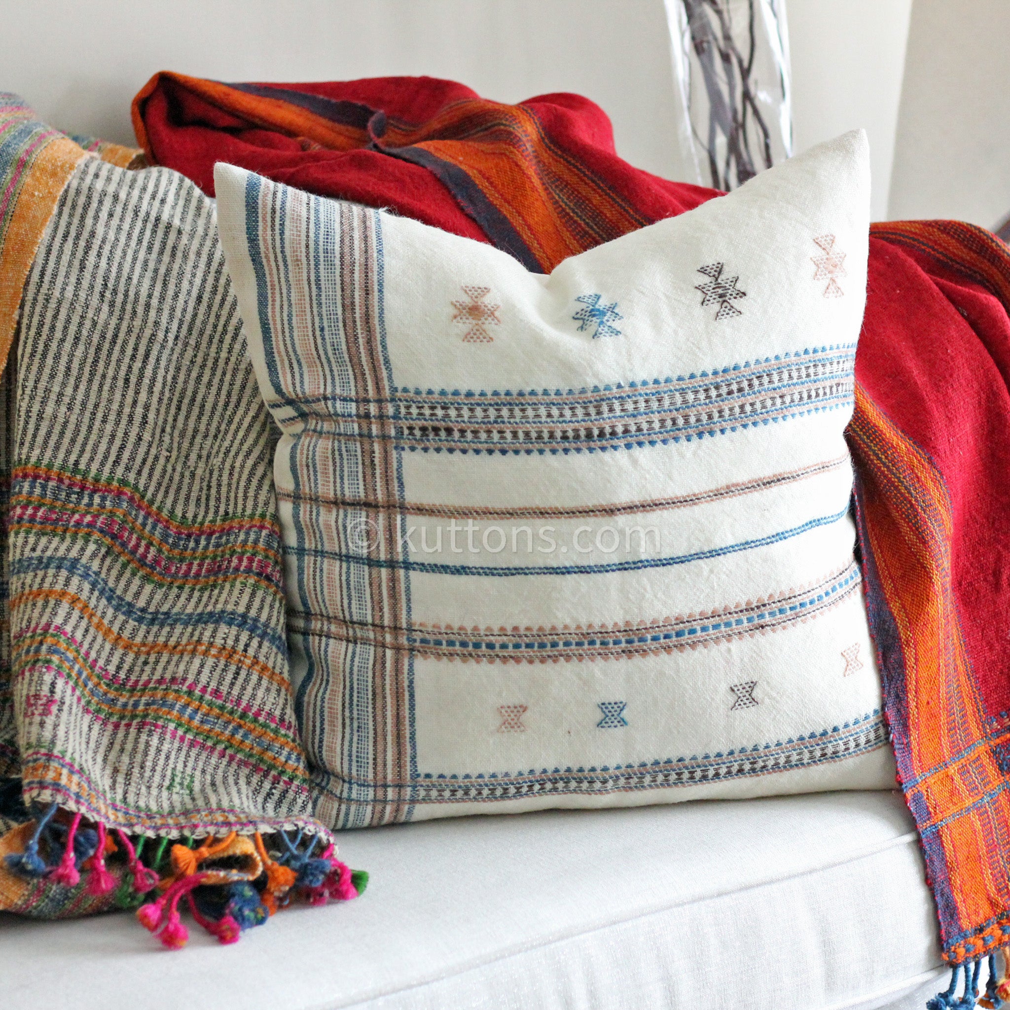 Handwoven Bhujodi Wool Cushion Cover Set, white